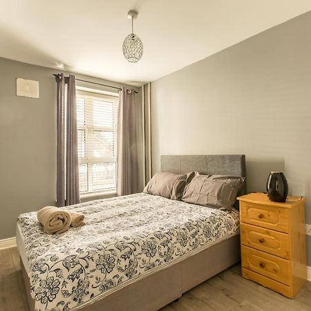 Modern Elegant Central Apt With Parking Dublin Exterior photo