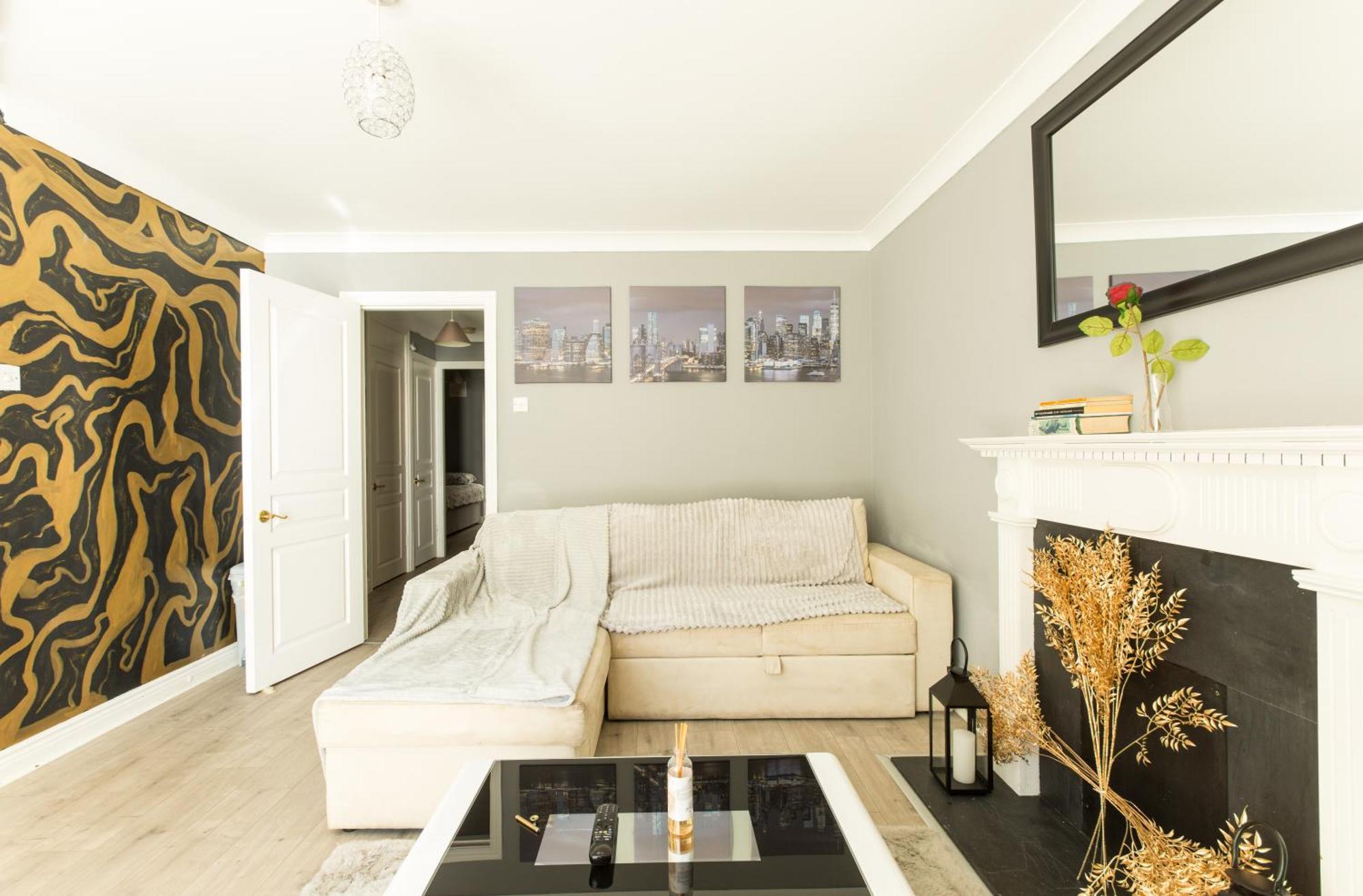 Modern Elegant Central Apt With Parking Dublin Exterior photo