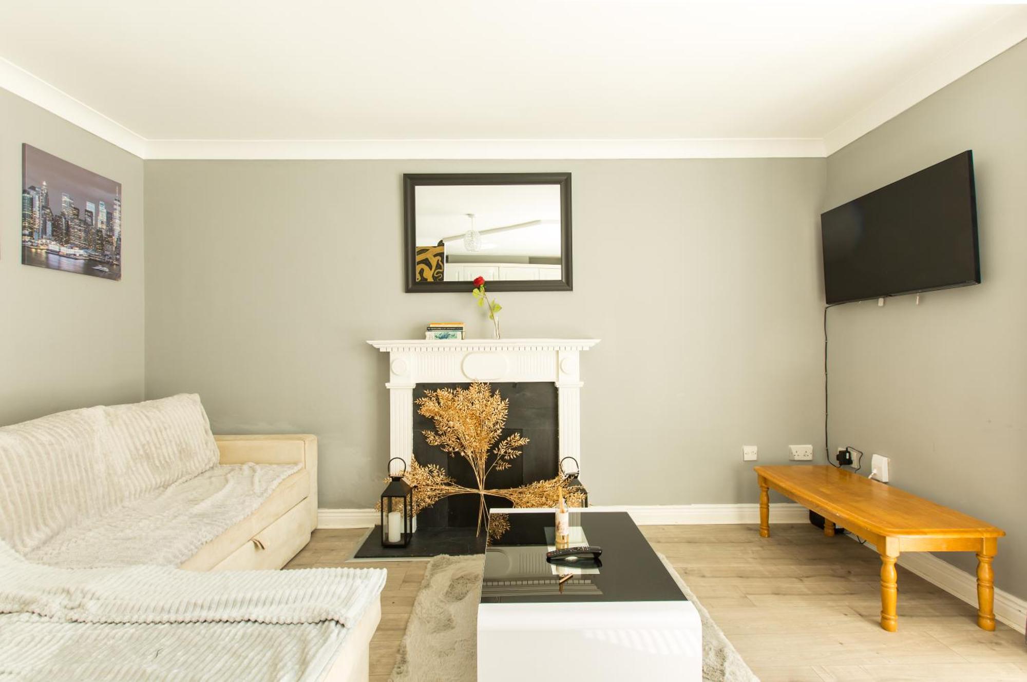 Modern Elegant Central Apt With Parking Dublin Exterior photo